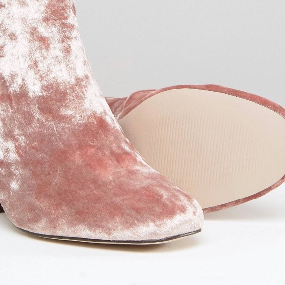 *NEW* ASOS Pink Velvet Heeled Boot Shoes - Picture 3 of 6